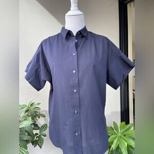 🌿 Uniqlo Short Sleeve Button Up Shirt in Navy, M